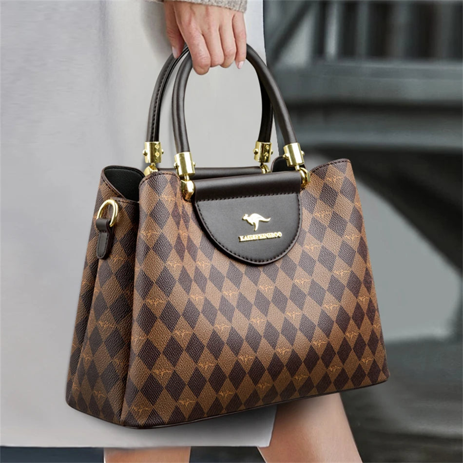 Bolsas de couro PU de designer de luxo para mulheres, bolsa de ombro feminina de alta qualidade com alça ajustável, bolsa grande de ombro