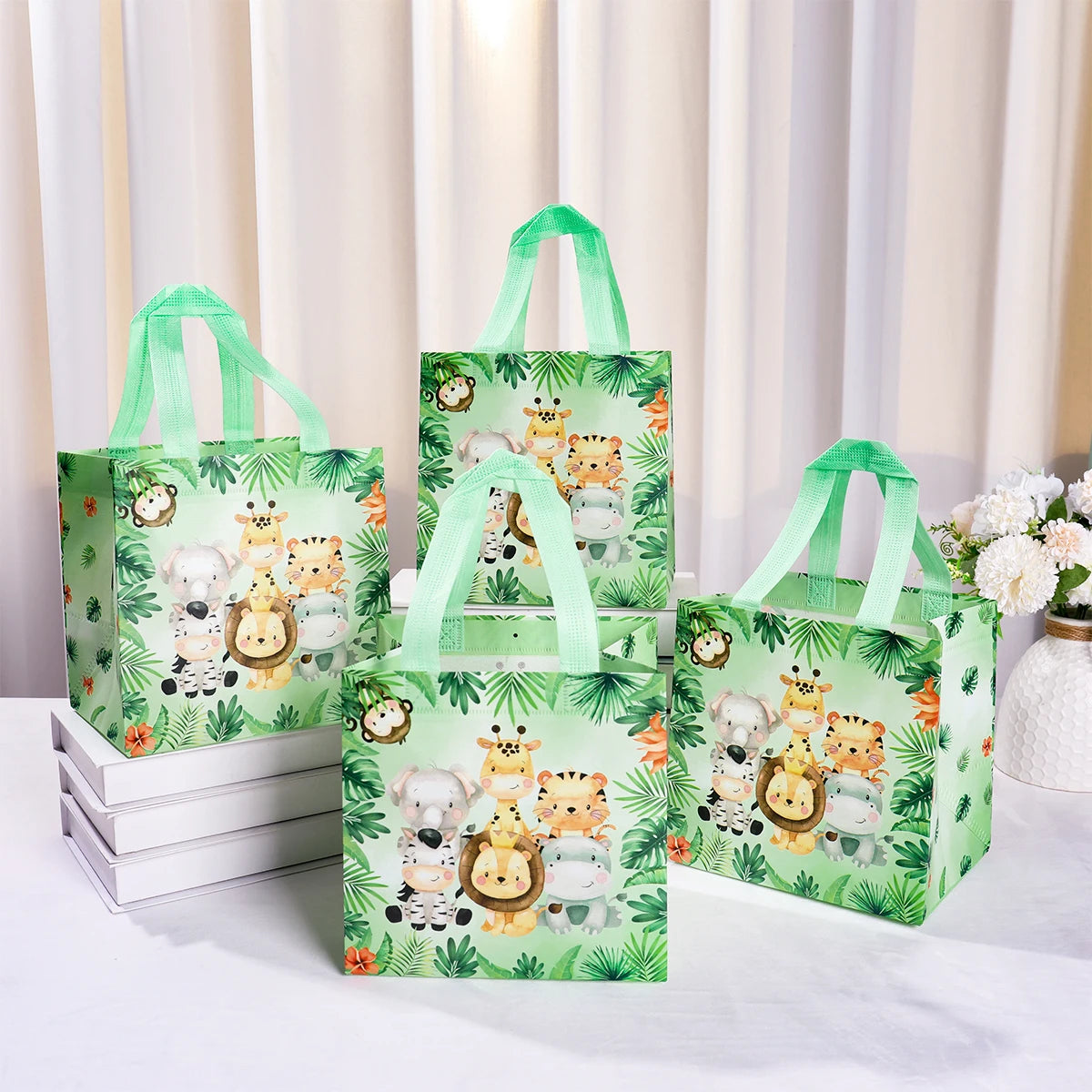 Jungle Animal Non-woven Gift Bags Jungle Theme Party Favors Portable Candy Pack Bag Kids Baby Shower Birthday Party Decor